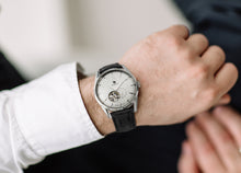 Charger l'image dans la galerie, LIP HIMALAYA 40 MM COEUR BATTANT AUTOMATIQUE ( 671251)